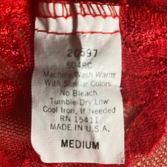 INNER MOST-RED LACE LINGERIE-SIZE MEDIUM - Picture 7 of 8